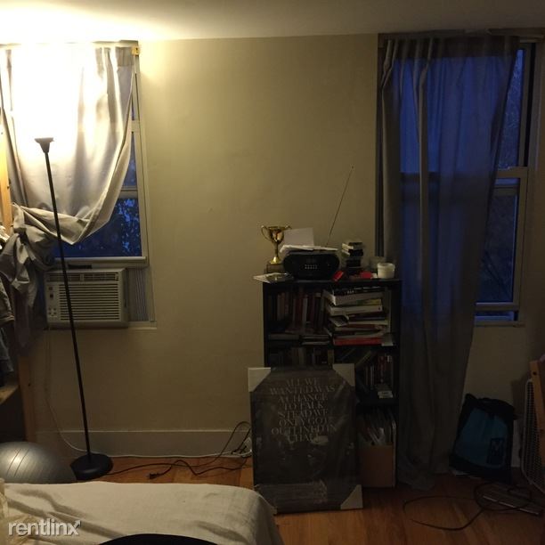 Building Photo - 163 Harman St