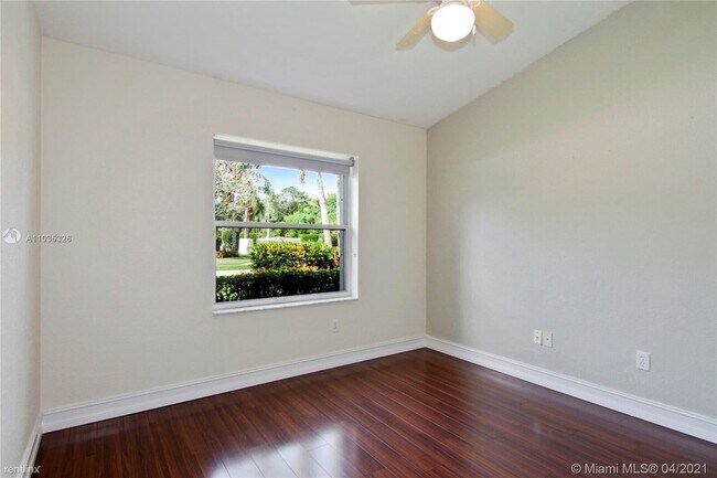 Foto del edificio - 3 br, 2 bath House - 22812 Royal Crown Ter