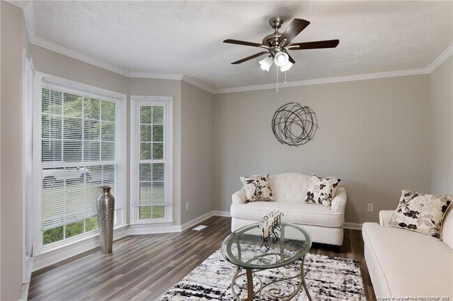 Foto del edificio - 2008 Greendale Dr