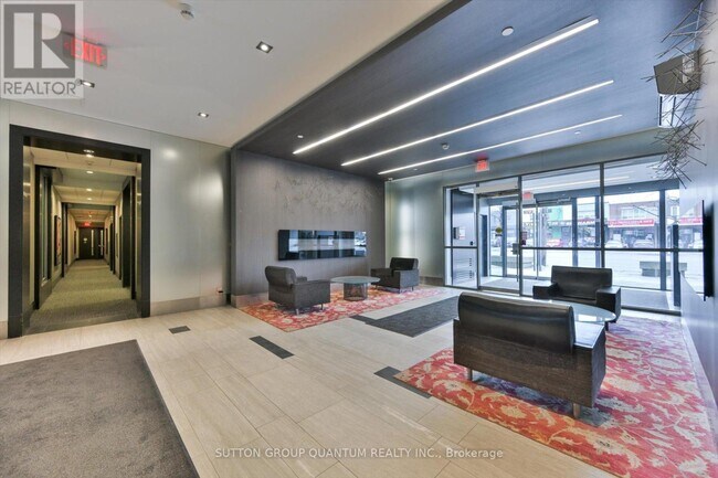 Building Photo - 1185 The Queensway