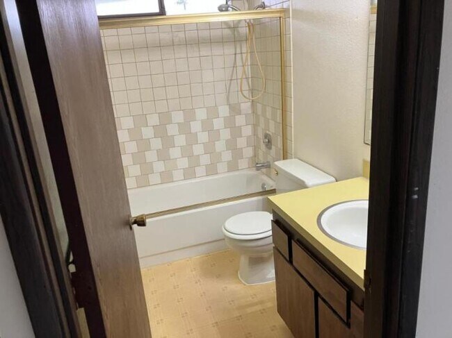 Foto del edificio - 2 bedroom in SPRINGFIELD OR 97477