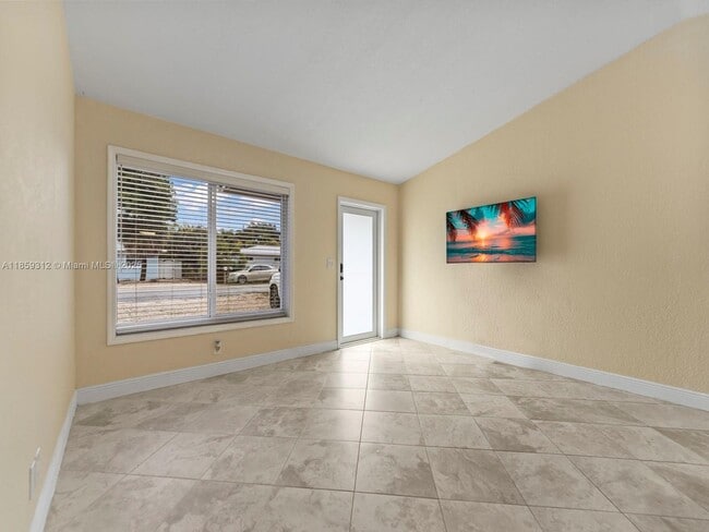 Building Photo - 42 Bonefish Ave