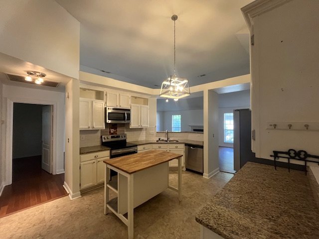 Foto del edificio - 3 Bedroom, home with large bonus room!