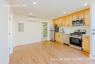 Building Photo - 456 S Breed St