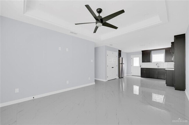 Building Photo - 1612 El Camino Dr