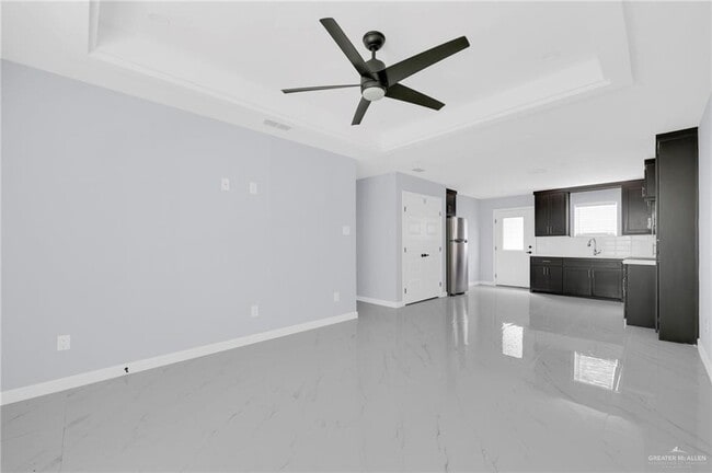 Building Photo - 1620 El Camino Dr
