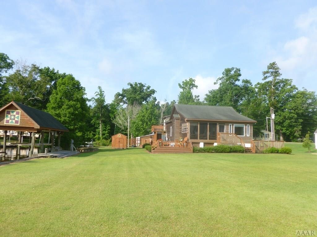 Primary Photo - 211 Bay Dr