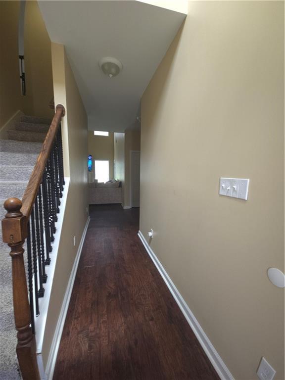 Building Photo - 6332 Daniell Springs Dr