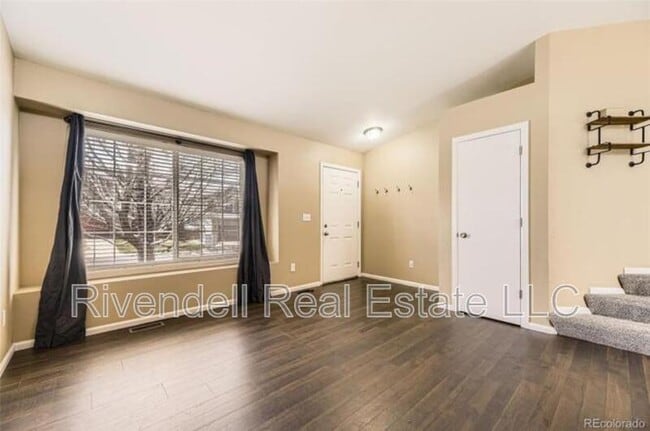 Building Photo - 11302 Tumbleweed Way