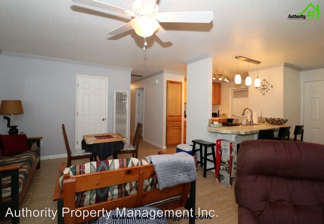 Building Photo - 3 br, 2 bath House - 8073 Starlite Pines Road