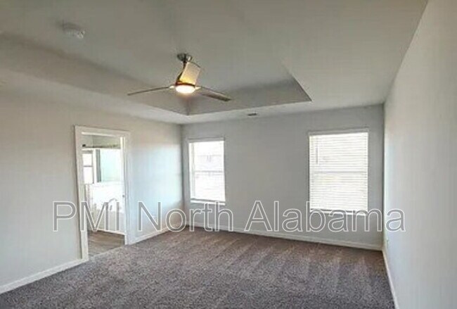 Foto del edificio - 6030 Barringer Ct