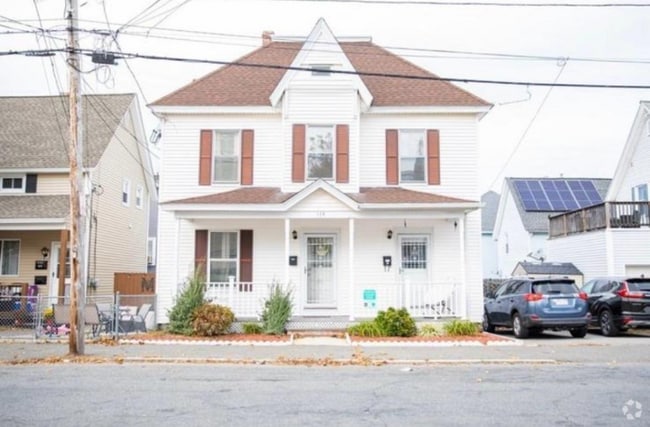 Building Photo - 174 4th Ave