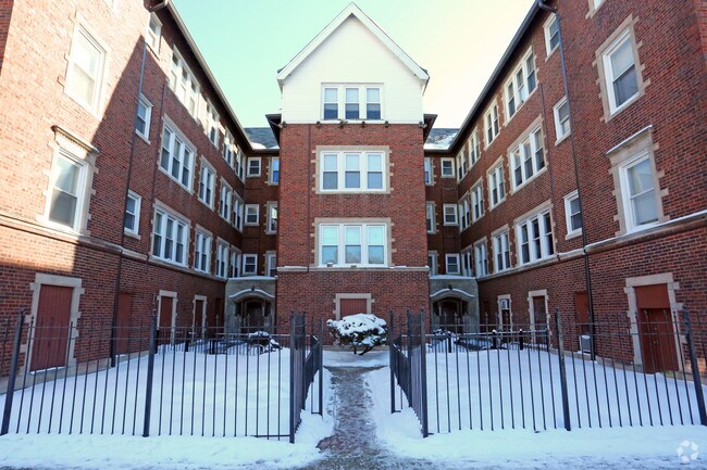 Building Photo - 4801-4809 N Fairfield Ave
