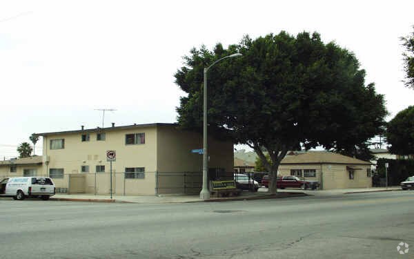 Primary Photo - 1501 N Wilmington Blvd