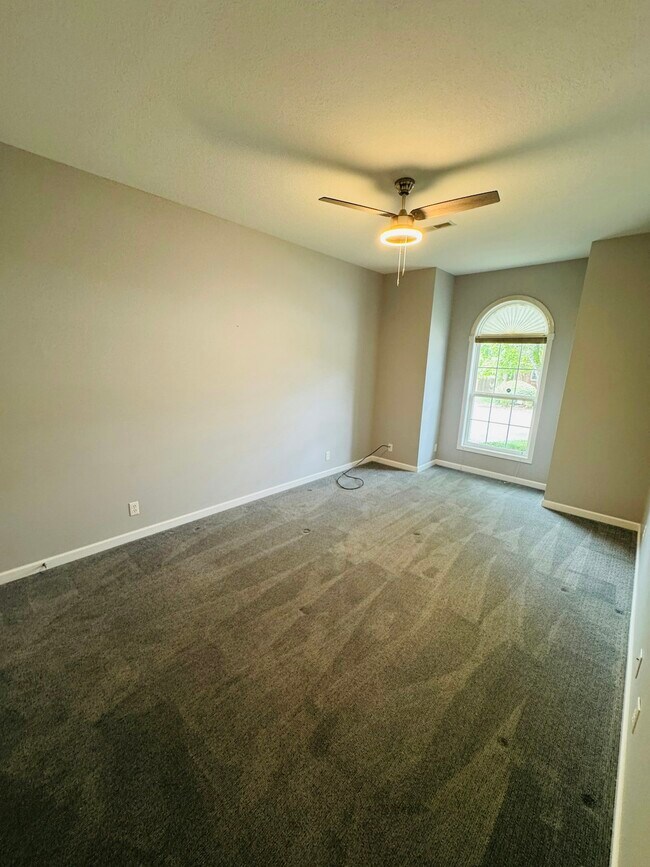Building Photo - 7722 Ellisville Ln