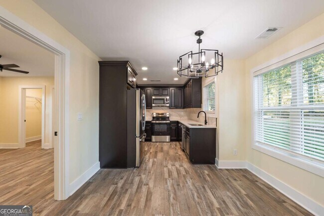 Foto del edificio - 42 Arnold Rd