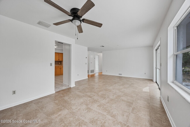 Building Photo - 5320 Sandra Dr