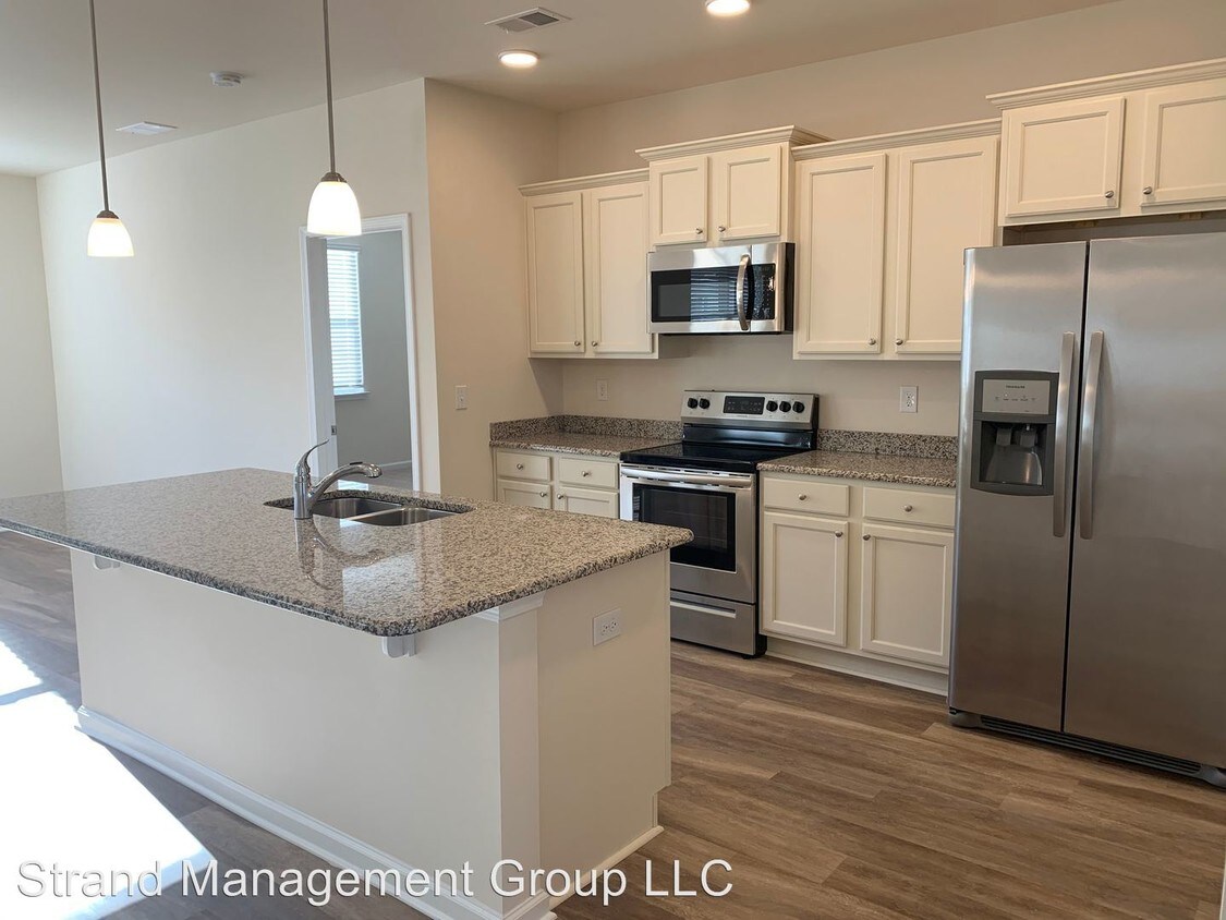 Foto principal - 3 br, 2 bath House - 2533 Nadir Court