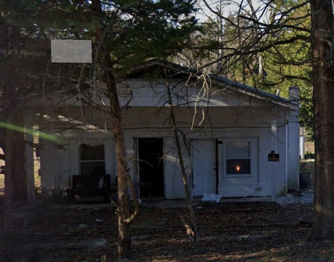 Building Photo - 811 Johnson