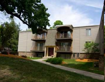 Building Photo - The Pines Apartments