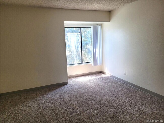 Building Photo - 226 Wright St