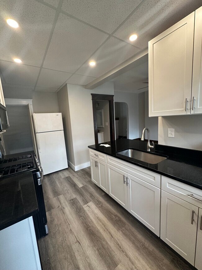 1141 Lakeland Ave, Lakewood, OH 44107 Townhome Rentals in Lakewood OH