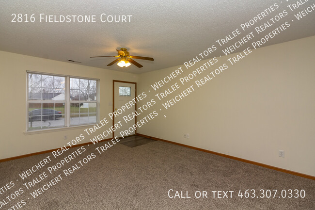 Foto del edificio - 2816 Fieldstone Ct