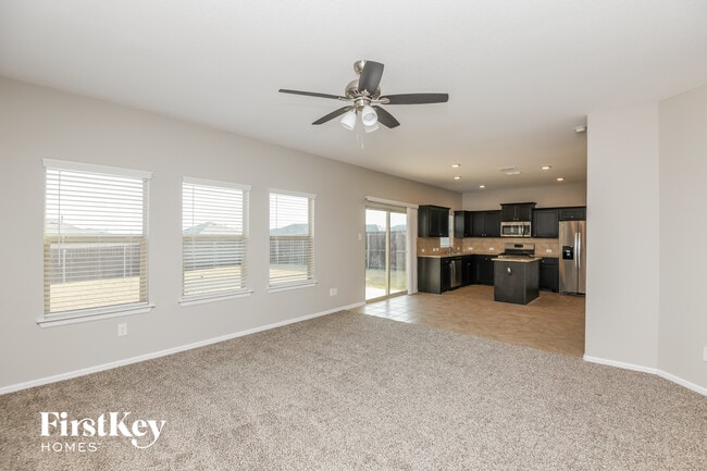 Building Photo - 10109 Huntersville Trl