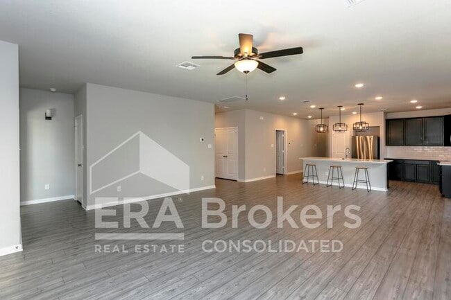 Foto del edificio - 6402 Golden Gate Dr