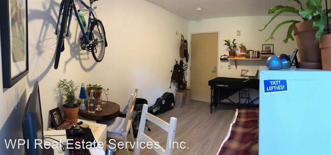 Building Photo - 4315 7th Ave NE
