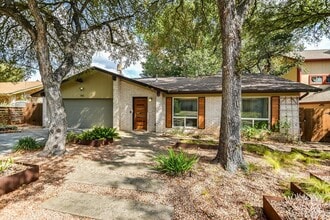 Building Photo - 8101 Ceberry Dr