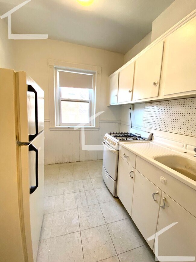 Foto del edificio - 12-5 Walbridge St, #12