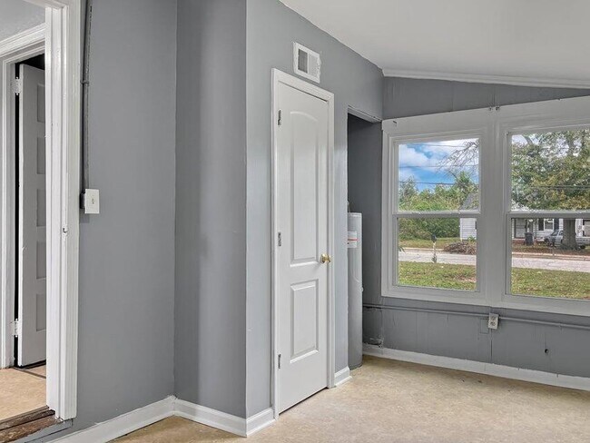 Foto del edificio - 2002 Shirley Ave