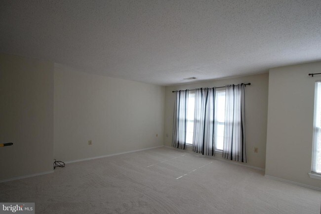 Building Photo - 21024 Timber Ridge Terrace