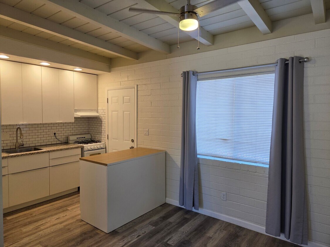 Foto principal - 610-616 E Drachman St