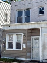 Building Photo - 811 N Indiana Ave