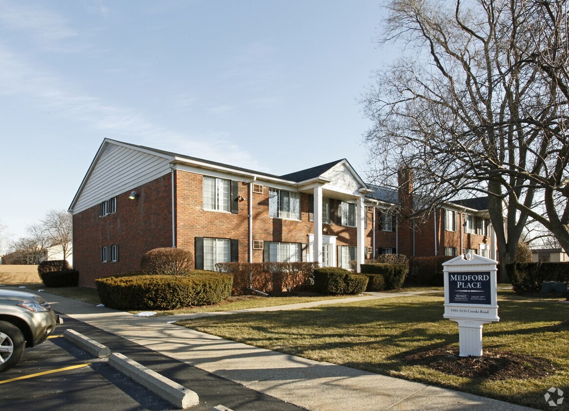 Foto del edificio - Medford Place Apartments