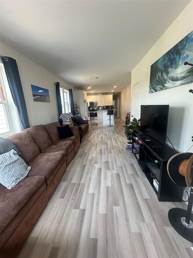 Foto principal - 262 Neptune Blvd