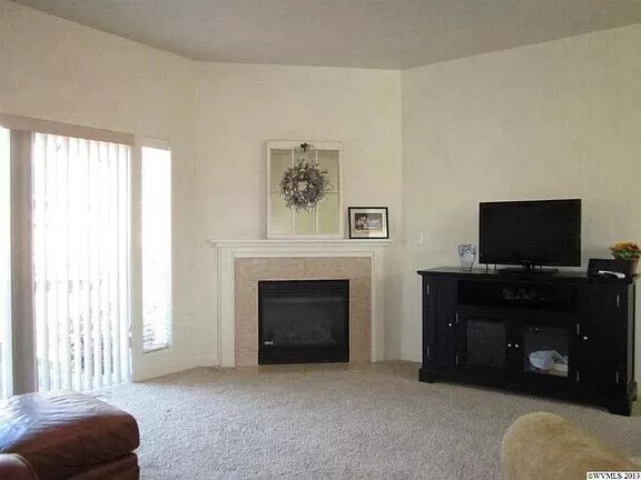 Foto del edificio - 4767 SW Roseberry St