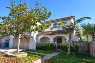 Building Photo - 762 Galerita St