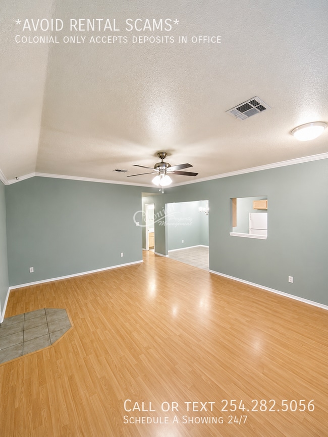 Building Photo - 2805 Alma Dr