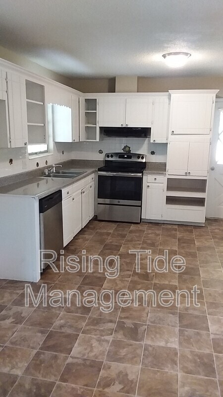 Building Photo - 1109 Arcadia Cir