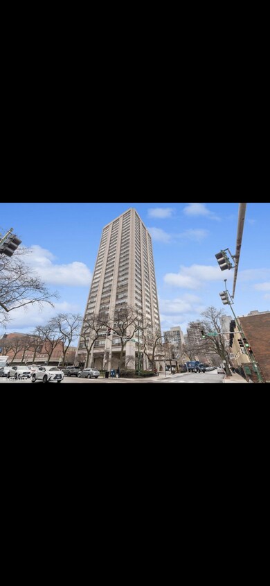 Primary Photo - 70 W Burton Pl
