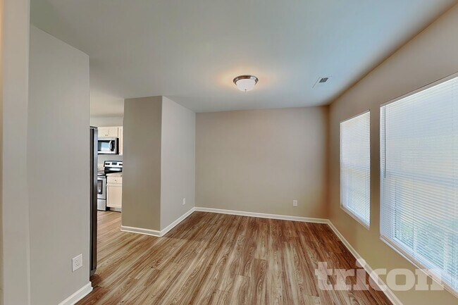 Building Photo - 339 Oakleigh Ln