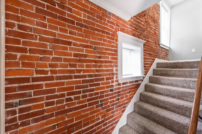 Foto del edificio - 34th Street Duplex