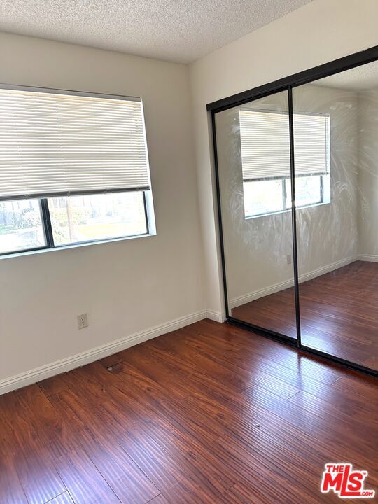 Foto del edificio - 955 Normandie Ave