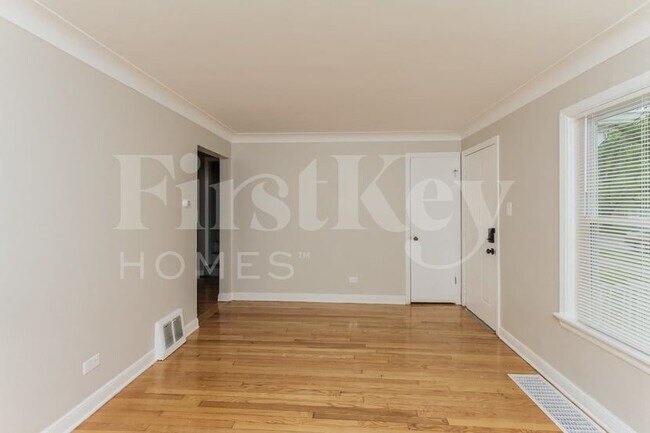 Foto del edificio - 14840 Grant St