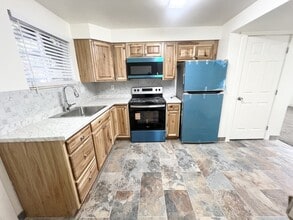 Building Photo - 1127 E 960 S