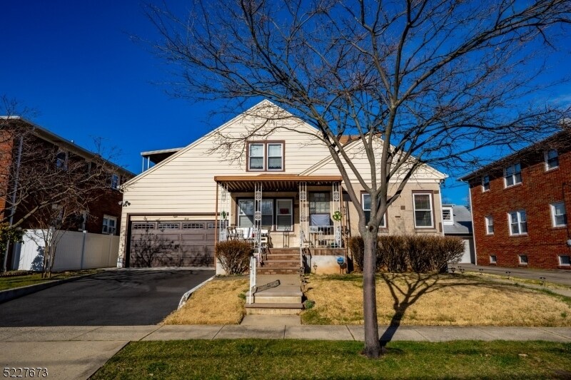 Foto principal - 840 Seymour Ave