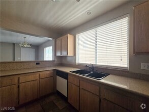 Building Photo - 40 Belle La Blanc Ave